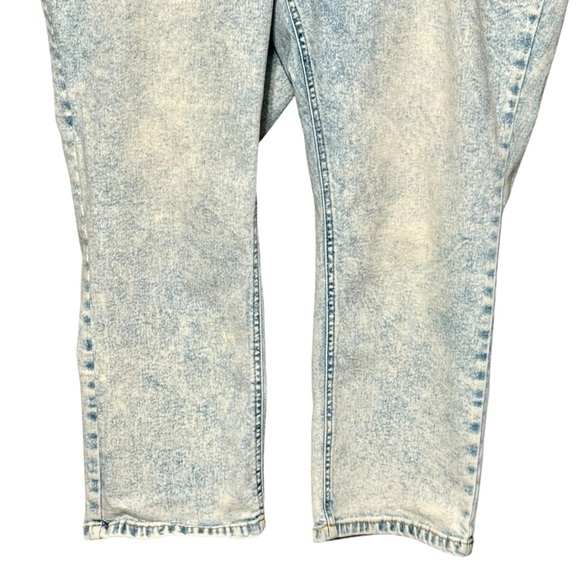 Lane Bryant High Rise Girlfriend Straight Crop Light Acid Washed Denim Jeans 16 - Picture 4 of 9